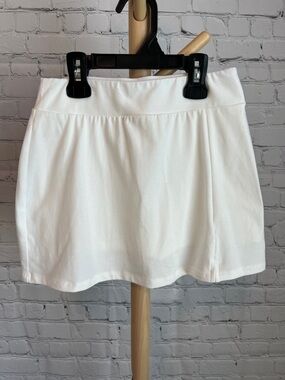 ⭐️⭐️ PICK 5 / $20 Art Class Girls White Mini Skirt Short